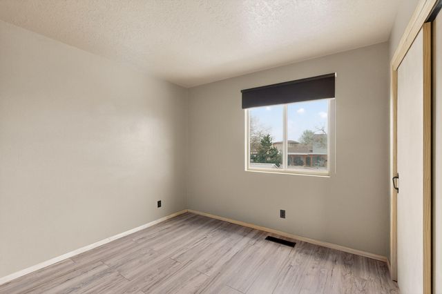 832 Monticello Park Drive SE, Rio Rancho, NM 87124