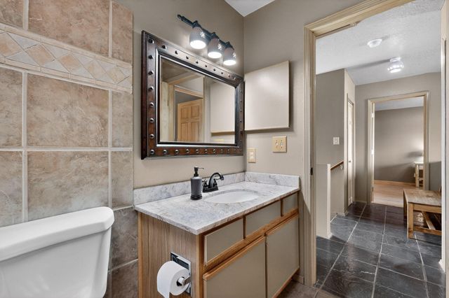 832 Monticello Park Drive SE, Rio Rancho, NM 87124