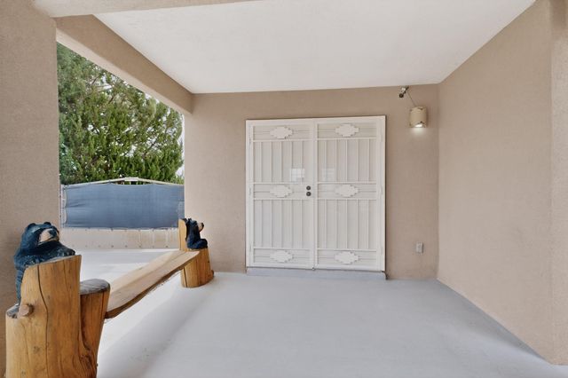 832 Monticello Park Drive SE, Rio Rancho, NM 87124