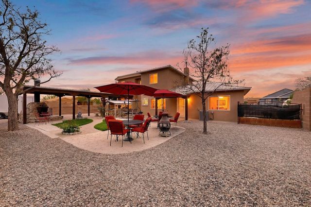 832 Monticello Park Drive SE, Rio Rancho, NM 87124