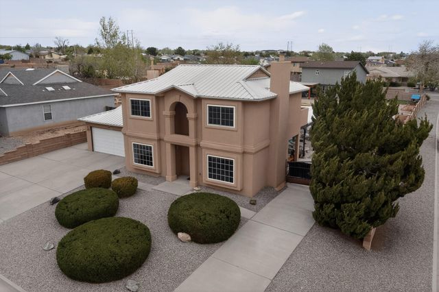 832 Monticello Park Drive SE, Rio Rancho, NM 87124