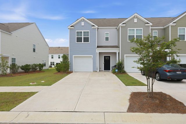 221 Blue Haw Drive, Moncks Corner, SC 29461