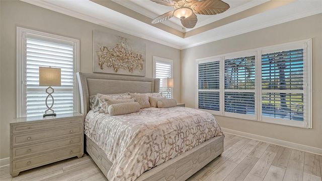 7504 WINDY HILL COVE, Lakewood Ranch, FL 34202