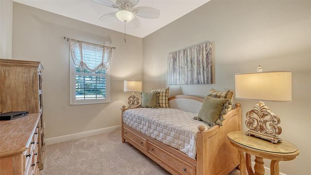 7504 WINDY HILL COVE, Lakewood Ranch, FL 34202