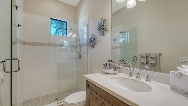 7504 WINDY HILL COVE, Lakewood Ranch, FL 34202