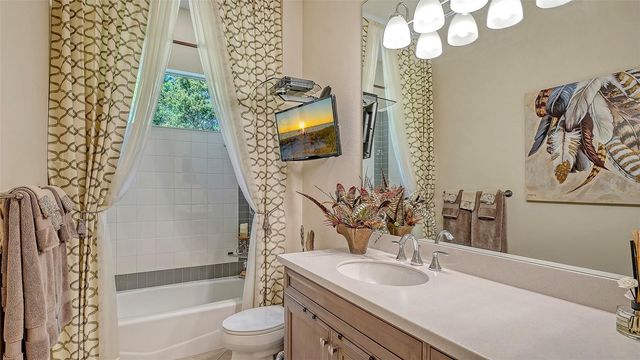 7504 WINDY HILL COVE, Lakewood Ranch, FL 34202