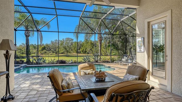 7504 WINDY HILL COVE, Lakewood Ranch, FL 34202