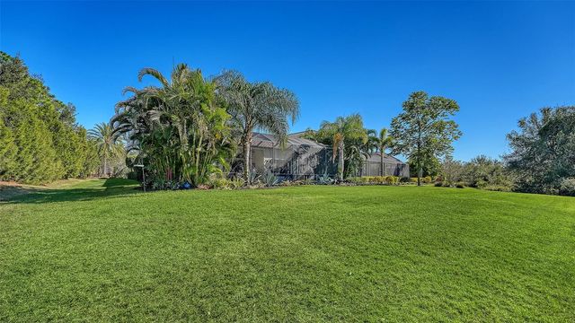 7504 WINDY HILL COVE, Lakewood Ranch, FL 34202