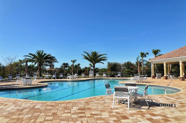 7504 WINDY HILL COVE, Lakewood Ranch, FL 34202