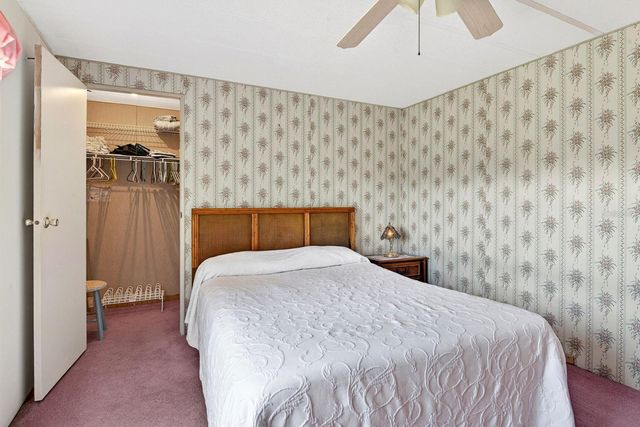 8906 31ST AVENUE E, Palmetto, FL 34221