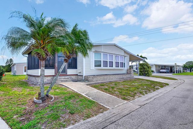 8906 31ST AVENUE E, Palmetto, FL 34221