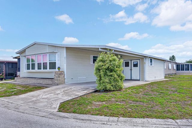 8906 31ST AVENUE E, Palmetto, FL 34221