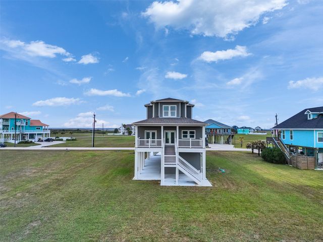 18809 Warrior Road, Galveston, TX 77554