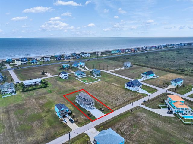 18809 Warrior Road, Galveston, TX 77554