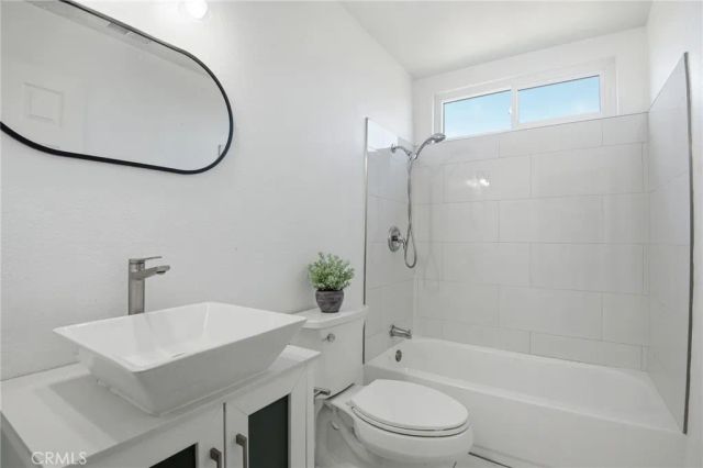 3491 Sydney, Hemet, CA 92545