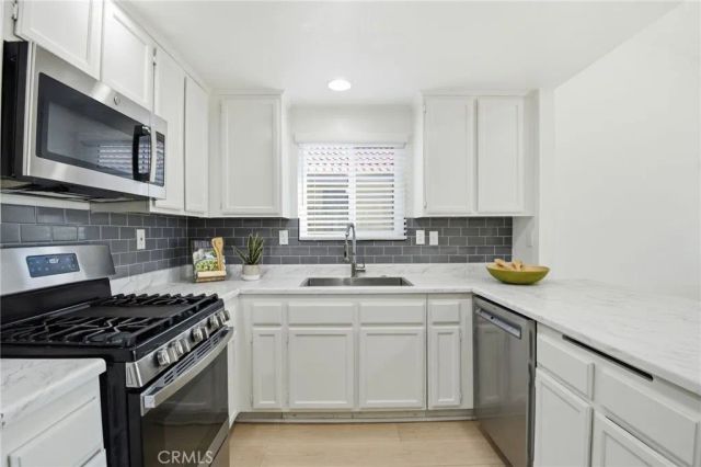 3491 Sydney, Hemet, CA 92545