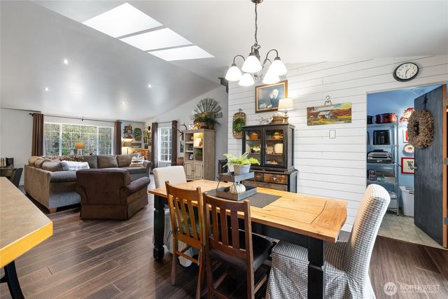 47655 138th Avenue E, Eatonville, WA 98328