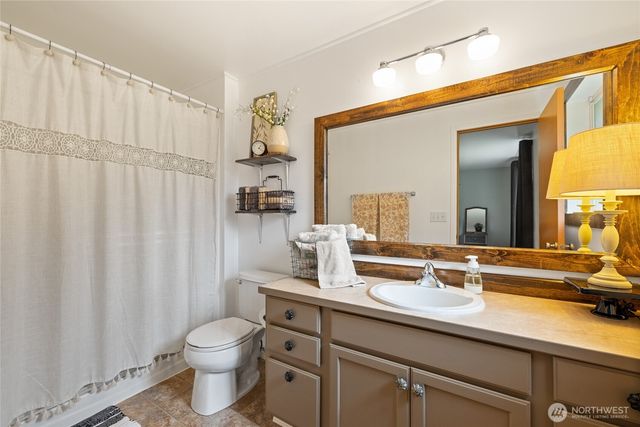 47655 138th Avenue E, Eatonville, WA 98328