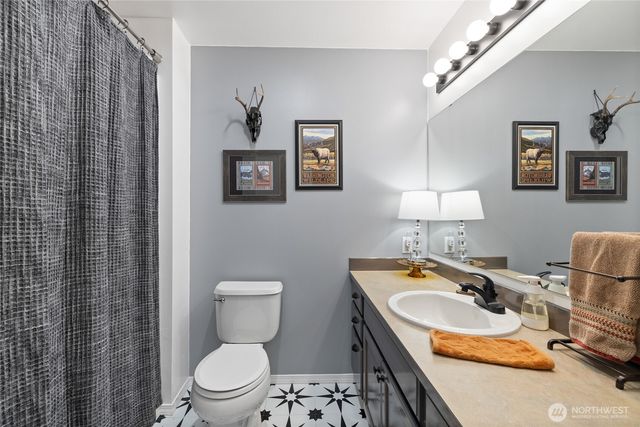 47655 138th Avenue E, Eatonville, WA 98328