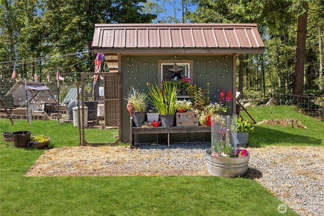 47655 138th Avenue E, Eatonville, WA 98328