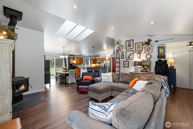 47655 138th Avenue E, Eatonville, WA 98328