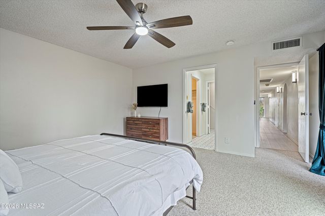 440 N Dodge Boulevard, Tucson, AZ 85716
