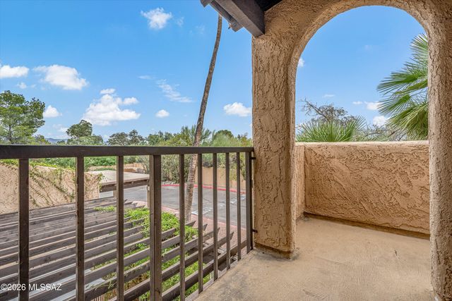 440 N Dodge Boulevard, Tucson, AZ 85716