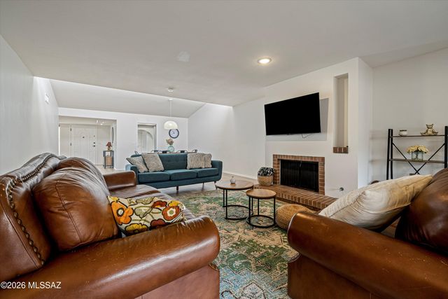 440 N Dodge Boulevard, Tucson, AZ 85716
