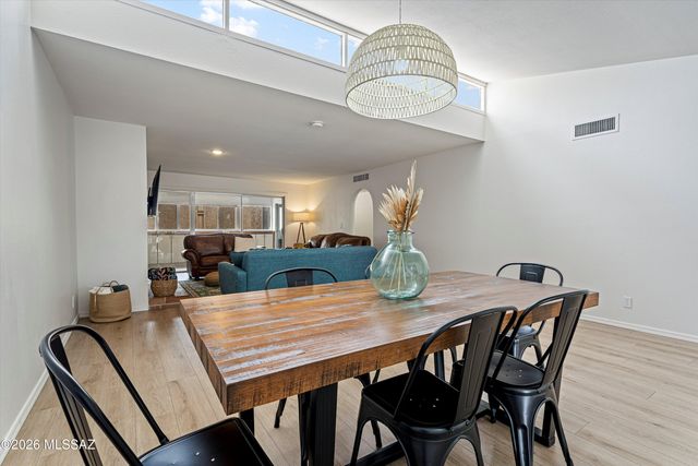 440 N Dodge Boulevard, Tucson, AZ 85716