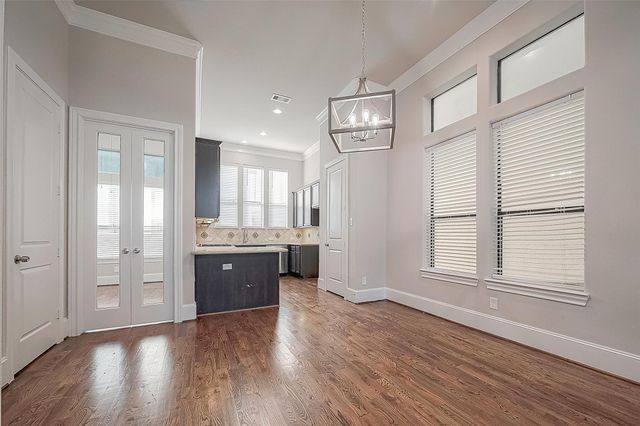 2634 Texas Street, Houston, TX 77003