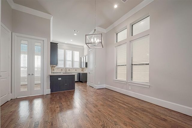 2634 Texas Street, Houston, TX 77003