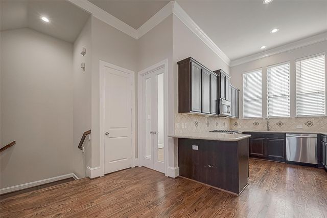 2634 Texas Street, Houston, TX 77003