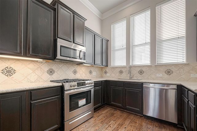 2634 Texas Street, Houston, TX 77003