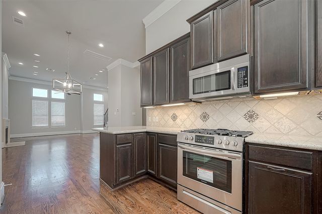 2634 Texas Street, Houston, TX 77003