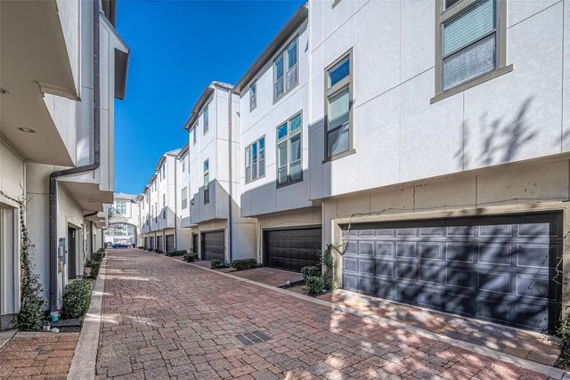 2634 Texas Street, Houston, TX 77003