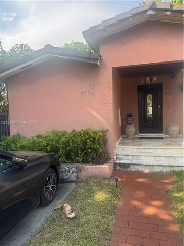 3611 SW 21st St, Miami, FL 33145