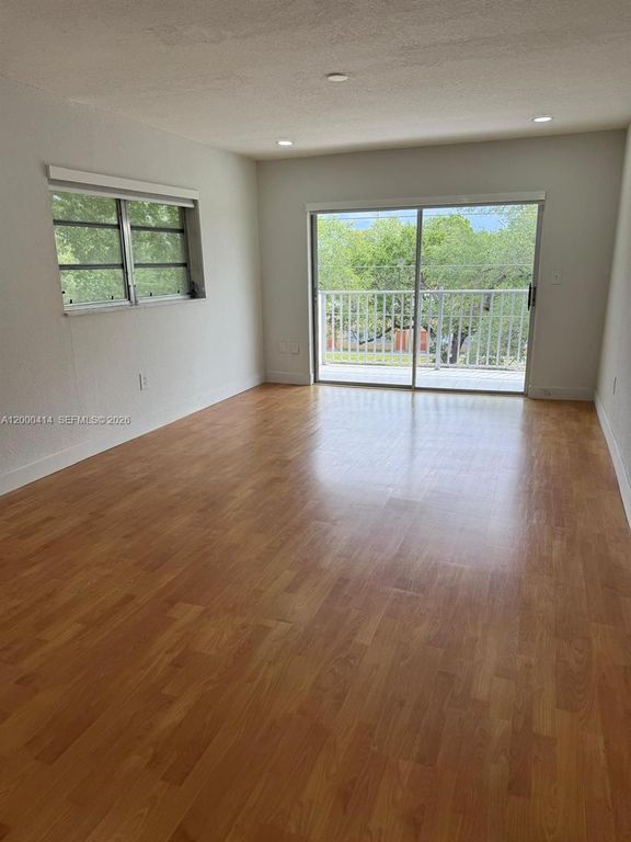 12105 NE 11th Place 306, North Miami, FL 33161