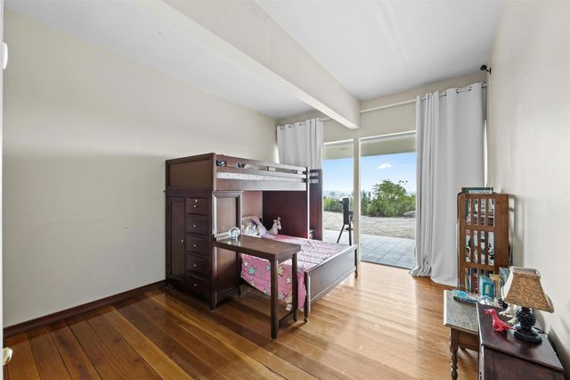 8517 Grandview DR, Jonestown, TX 78645