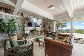 8517 Grandview DR, Jonestown, TX 78645