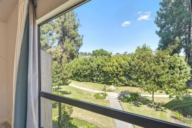 10304 Crosscreek, San Diego, CA 92131