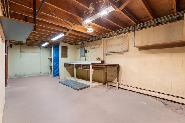 19 5th Street SE, Eyota, MN 55934