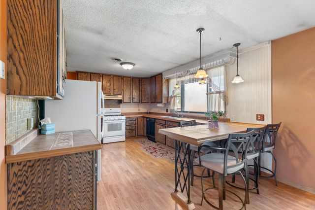 19 5th Street SE, Eyota, MN 55934