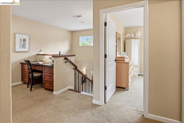 18100 De Souza Pl, Castro Valley, CA 94546