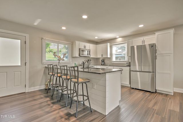 2413 Catherine Street, Bristol, VA 24201