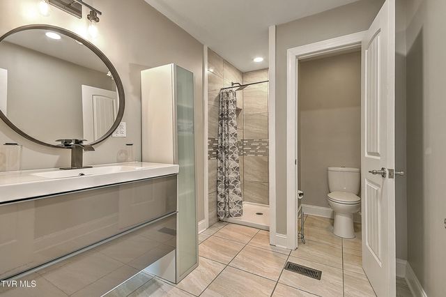 2413 Catherine Street, Bristol, VA 24201