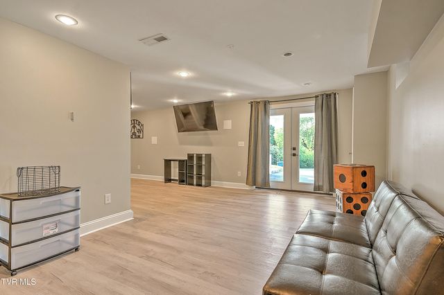 2413 Catherine Street, Bristol, VA 24201