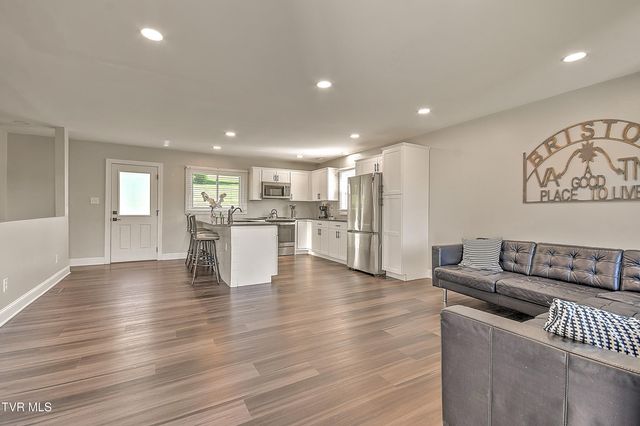 2413 Catherine Street, Bristol, VA 24201