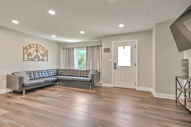 2413 Catherine Street, Bristol, VA 24201