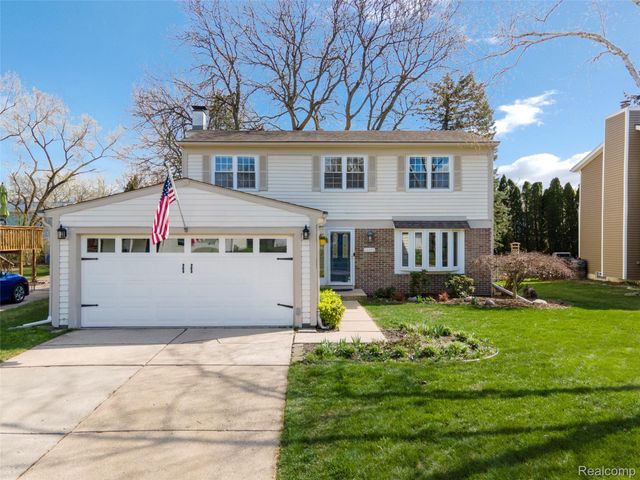 44453 Albert Drive, Plymouth Charter Township, MI 48170