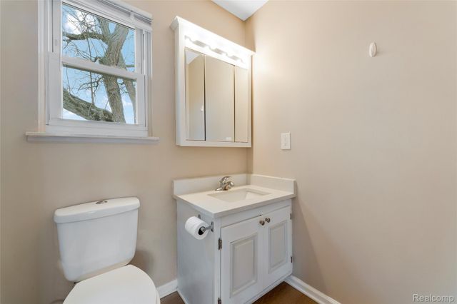 44453 Albert Drive, Plymouth Charter Township, MI 48170